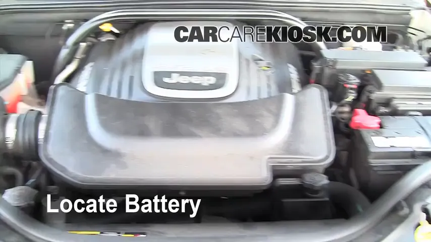 2005 Jeep Grand Cherokee Limited 5.7L V8 Battery Jumpstart